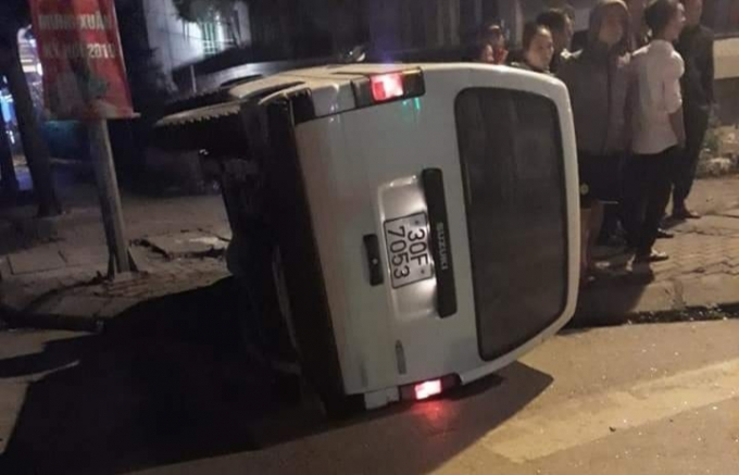 va-cham-voi-o-to-2-nguoi-tren-xe-may-thuong-vong-h