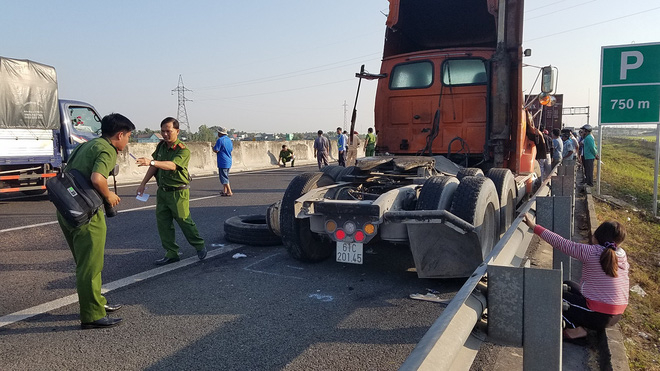 anh-cong-an-kham-nghiem-hien-truong-15511542708561