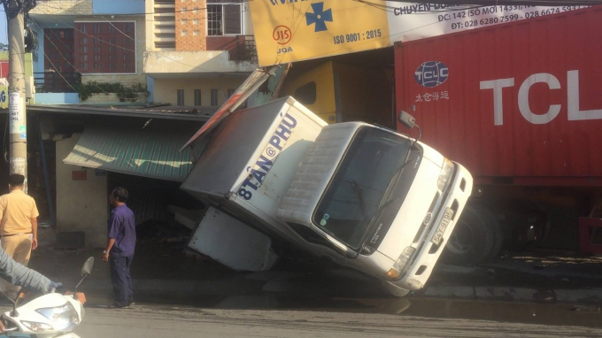 photo-1-15542602863791786664022