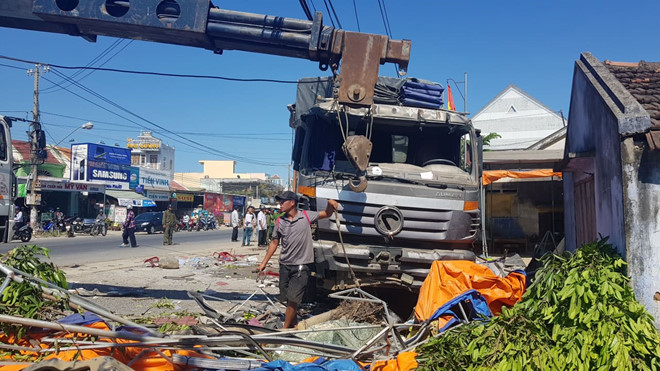 xetailaoquannuocmia_uami