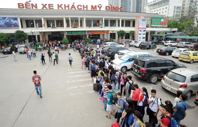 Hà Nội ngăn chặn đầu cơ, tăng giá xe khách trái ph