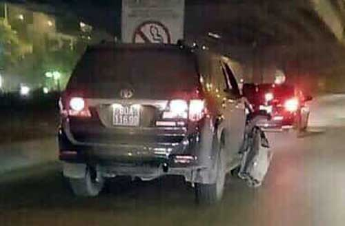 Xe biển xanh bỏ chạy sau khi gây tai nạn bị đình c