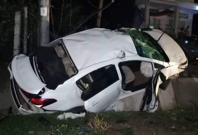 photo-1-1557881674159746467445