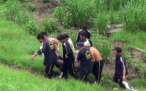 DUA-NAN-NHAN-LEN-BO-3263-1559559634