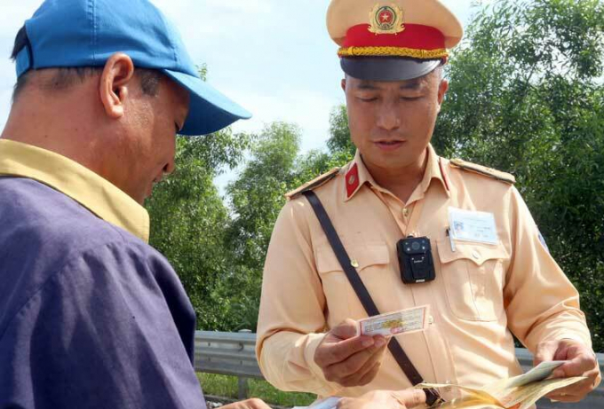 canh-sat-6358-1563161378