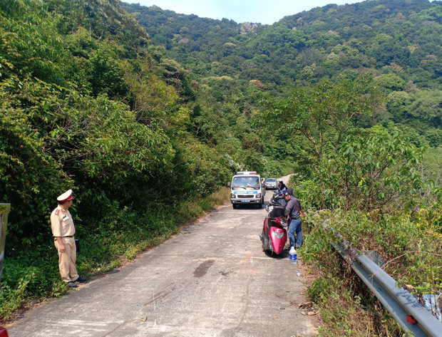 596806986181120119856789214361070913716224n-155695