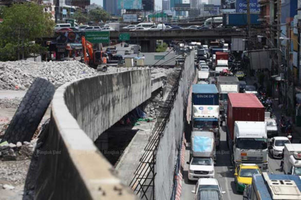 bangkok-big-trucks-1566097827921773354825