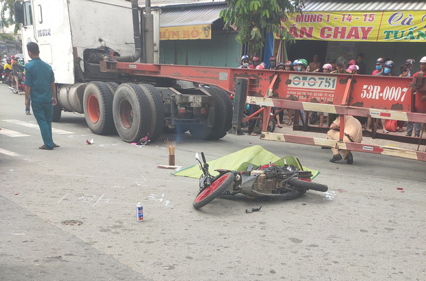 7055693014419385526224004338591510753705984o-15684