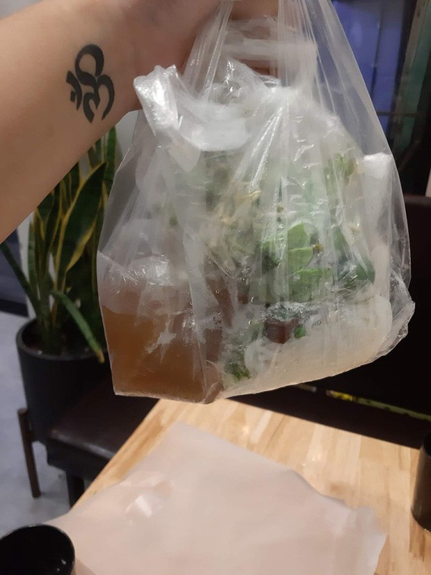 photo-1-15690558880541155755001