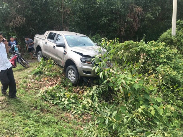 photo-1-15702796376552083914196