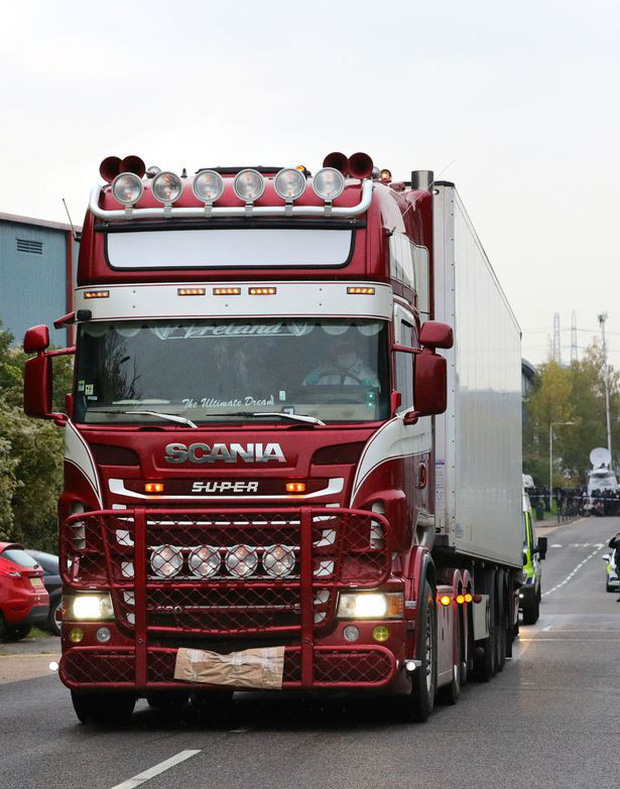 0bodies-found-in-lorry-container-15720686294581433