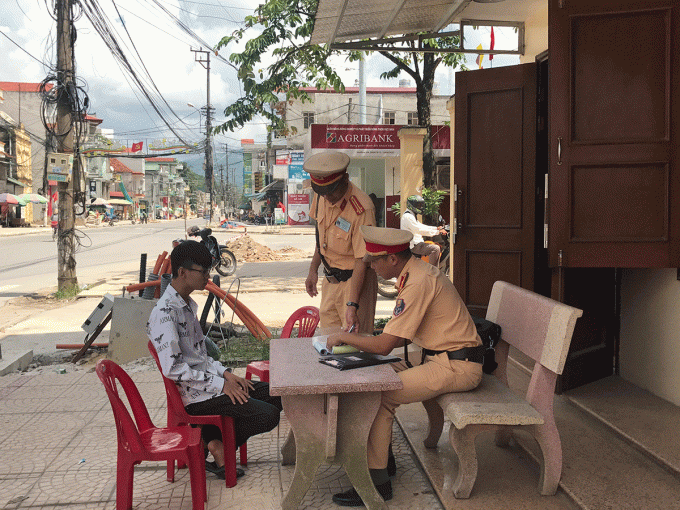 images1335537_hoanh_bo