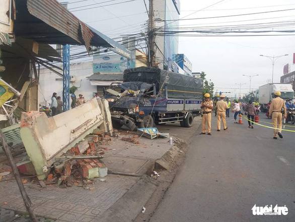 logo-logo-logo-9036b012a45f5d01044e-15741757668851