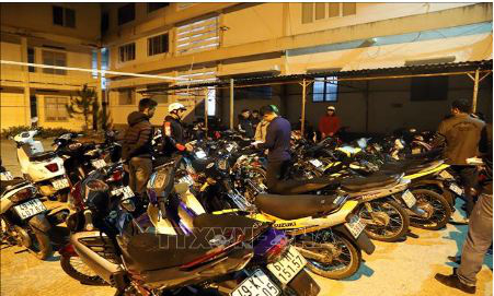 dua-xe-1576409250371340046235