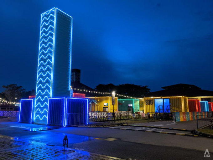 sg-hote-on-wheels-evening