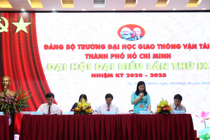 49B8D8B8-3B0A-48B4-A80A-334A67B543E5.