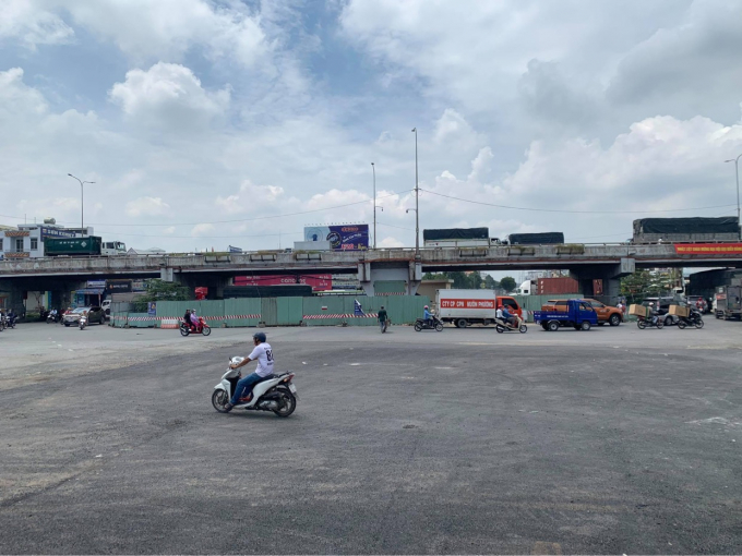 03680DC8-4AE0-418F-B6F9-8C95E09F00F9.