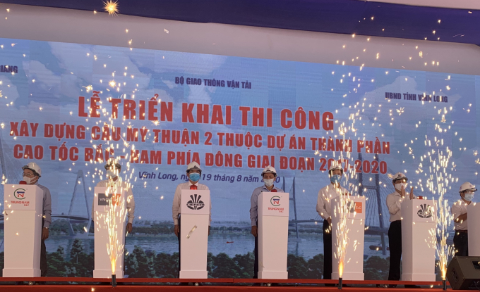 F28A0473-C090-4BC4-A6D7-1E23B36DA76F.