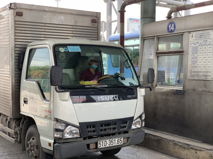 3FD16942-9FFF-4364-B866-4A267D5E93F1.