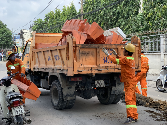 4504B203-87F7-4C9B-9266-C69074290510.