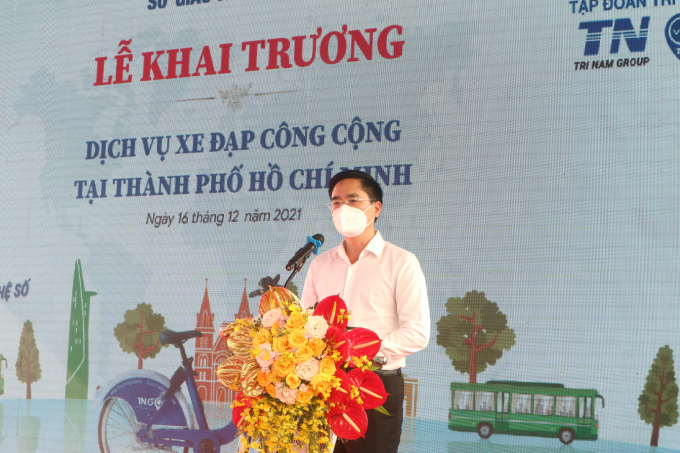 7BFBF156-2EBF-428D-884C-9FF7659F37D9.