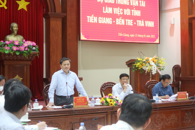 C7D80844-6CD9-4A61-861D-ABAE800CBDAB.