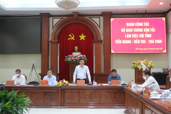 DC9C7651-BC7D-4CE5-94C2-CCEA5249E3A5.