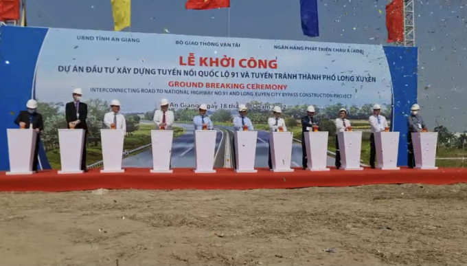 FB9DACC8-19DD-45FA-879A-D7D1BC9BE719.