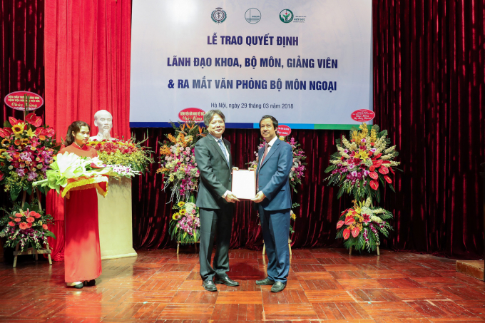 VNU-Bo nhiem pho chu nhiem khoa ngoai Y Duoc-20180