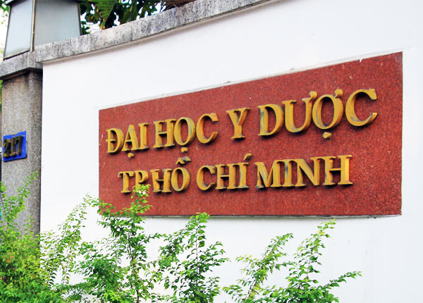 dai-hoc-y-duoc-tphcm-tuyen-sinh