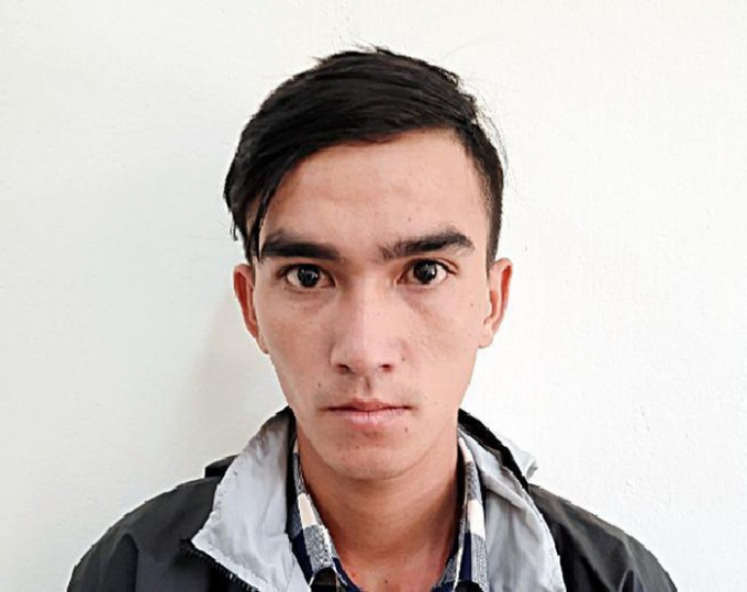 0A5893B9-7561-4AAC-B730-644185A153BB.