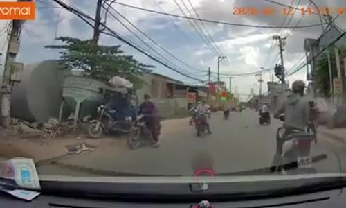 bang-cuop-tan-cong-nguoi-di-duong-bang-hoi-cay-158