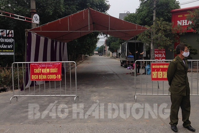 hon_100_hoc_sinh_tieu_hoc_o_cam_giang_cach_ly_tron