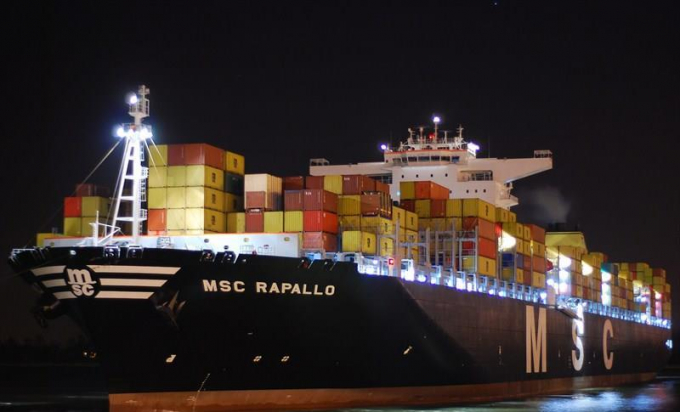 Tàu MSC RAPALLO đã phát hiện và cứu sống thành côn