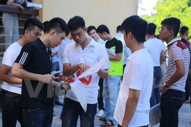 vnp_thi_sinh_du_thi_1