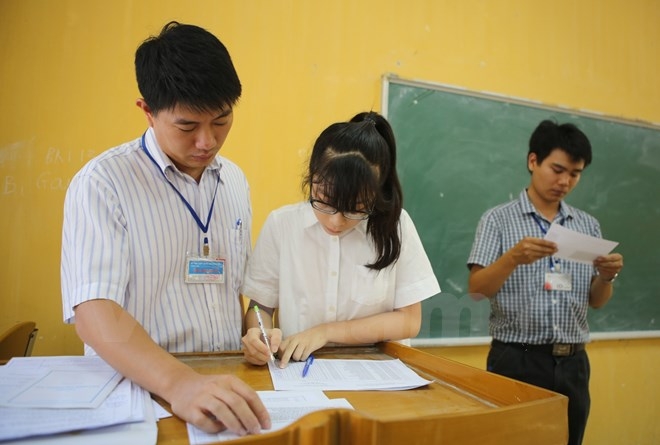 vnp_thi_sinh_du_thi_13