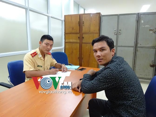 vovgiaothong_15_32_canh_sat copy