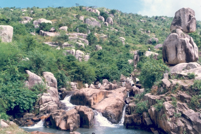 suoi-tien