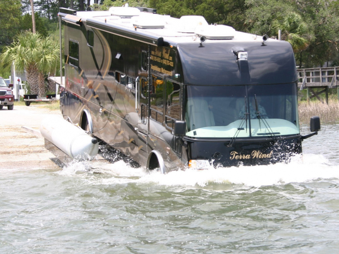 7Những mẫu xe lưỡng cư độc đáo nhất thế giới