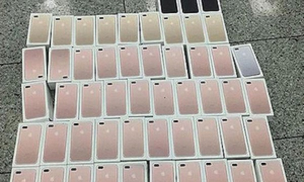 iphone-1513138170_300x180