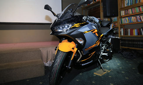 Ninja-400-00-1765-1517814719