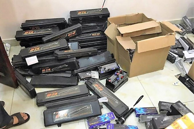 27848679_87775749572