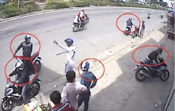 dan-canh-cuop-xe-may