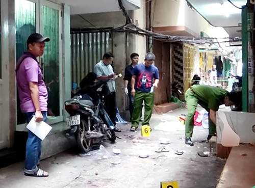 dam-chem-quan-1-3747-1522561237