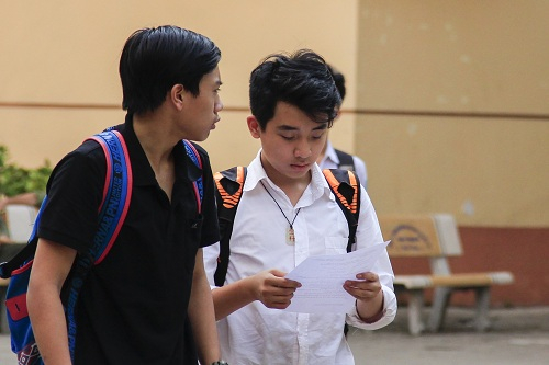 thi-sinh-thi-chuyen-tu-nhien-6219-1528775607