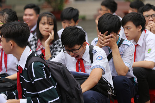 hoc-sinh-thieu-ngu-1876-1530964467