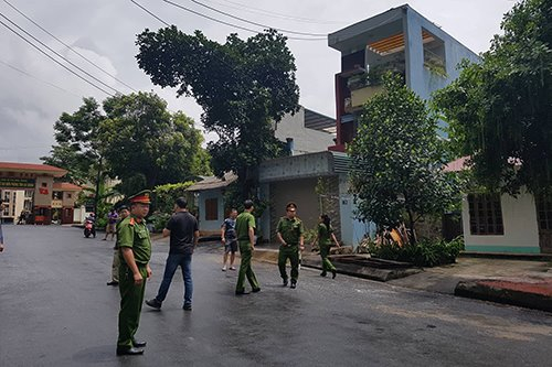 kham-nha-Vu-Trong-Luong-1701-1532061122