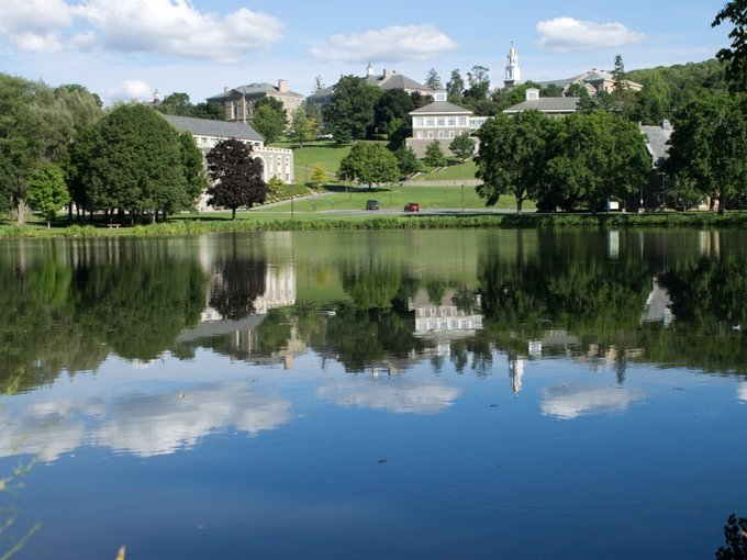 dai-hoc-My-3-1535337213_680x0