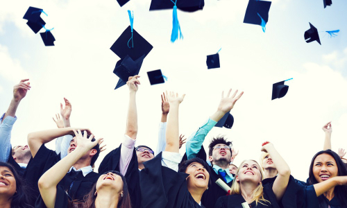 tot-nghiep-2556-1535422301