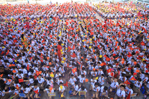 dong-hoc-sinh-9306-1536240147